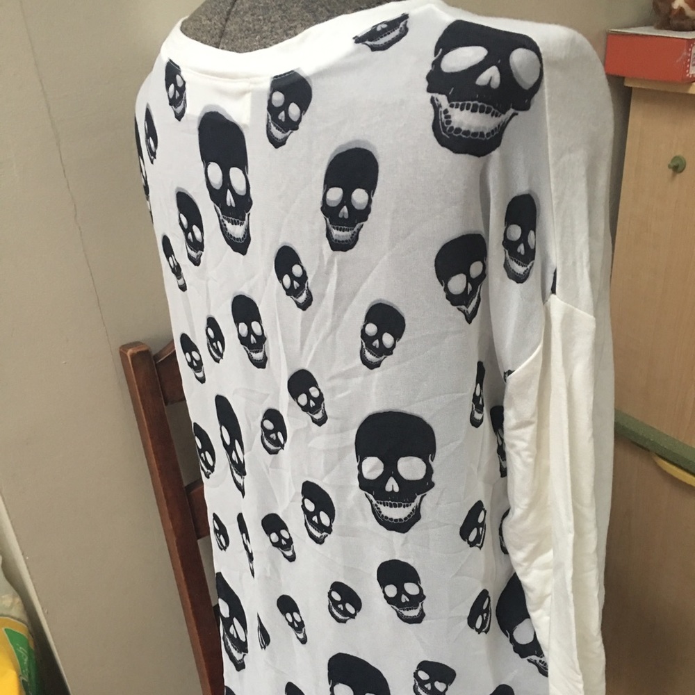 Vintage Havana white skull blouse. Size M